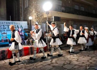 Με μεγάλη επιτυχία πραγματοποιήθηκε το 42ο Διαγωνιστικό Φεστιβάλ Παραδοσιακού Δημοτικού Τραγουδιού στον Ελικώνα